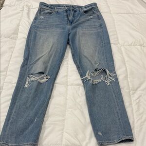 American Eagle Outfitters Light Blue Ripped Mom Jeans